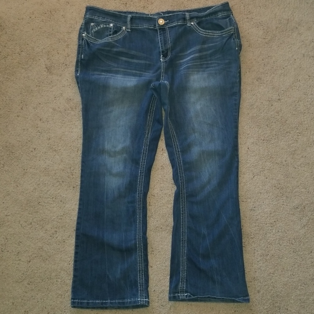 Ariya Jeans Size 20 Short